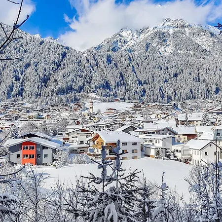 Mountain Getaway - Luxury Penthouse Stubai Super Card *