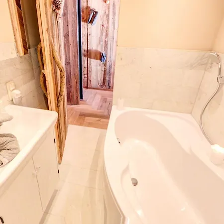 Mountain Getaway - Luxury Penthouse شقة فلبمس