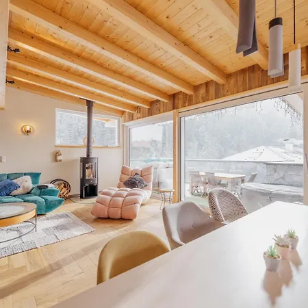 Mountain Getaway - Luxury Penthouse
